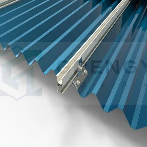 installation of metal roof clamp(001)