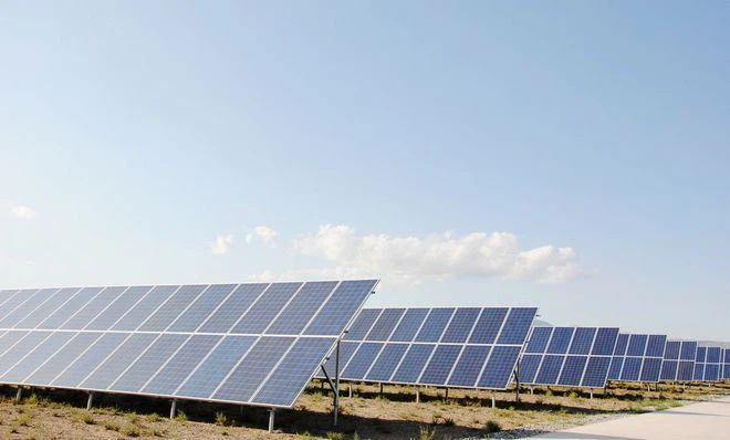 서아프리카 최대의 광 저장 프로젝트 입찰: 390MW 태양 에너지 및 200MW 배터리 저장