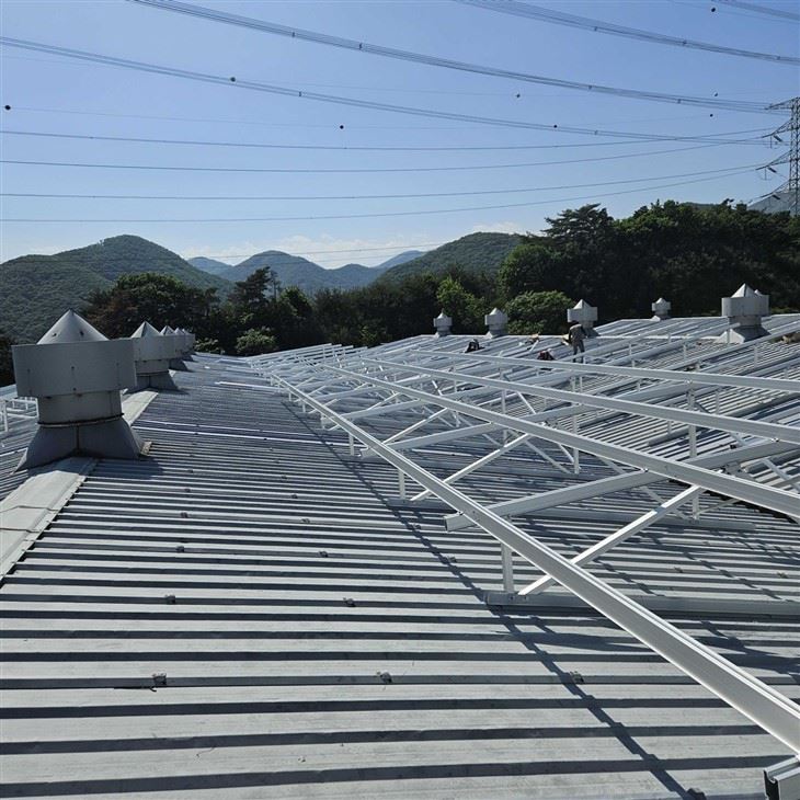 PV SOLAR MOUNTING SYSTEMS